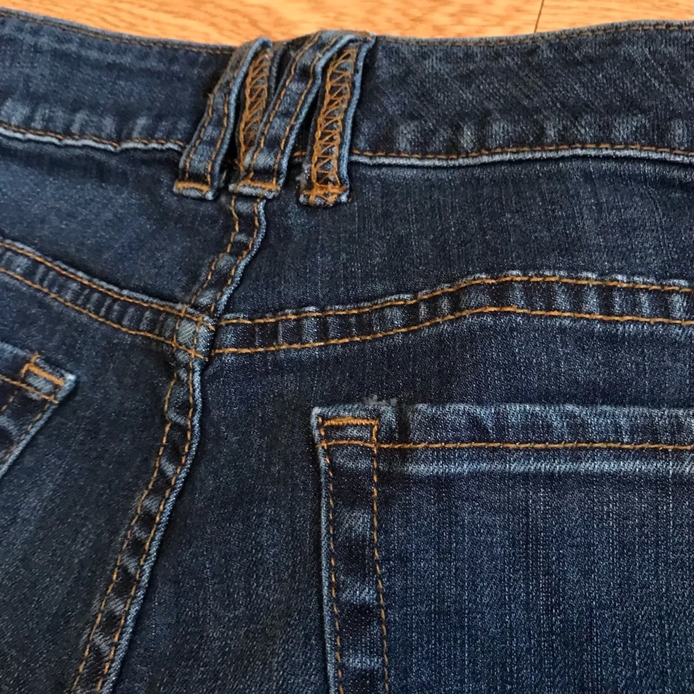 Isaac Mizrahi Live Cowboy Cut “Grace” Jeans in Like New Condition, - Picture 13 of 14